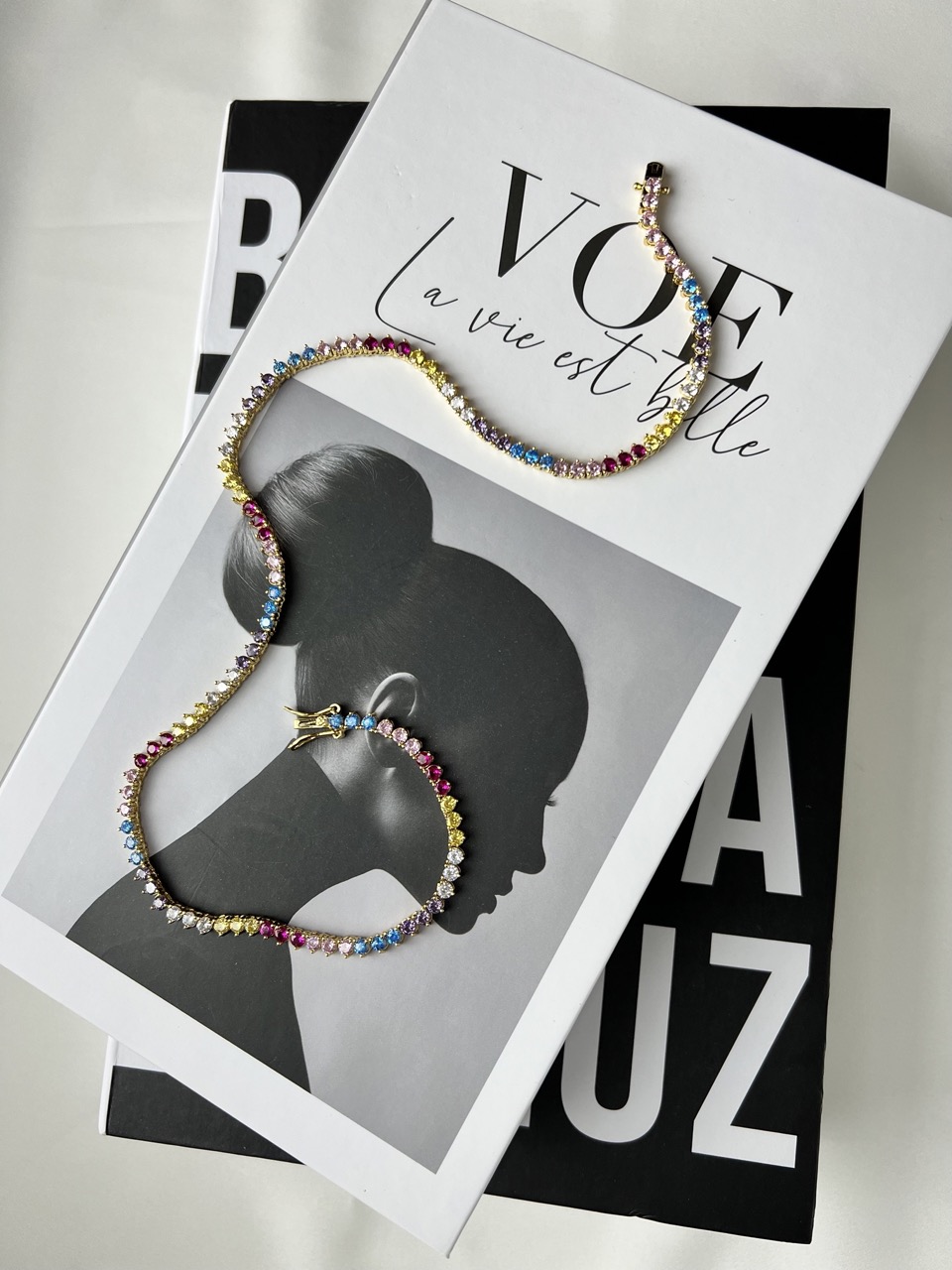 Choker Rivieira Colors de 3 pontas | Banho Ouro 18k